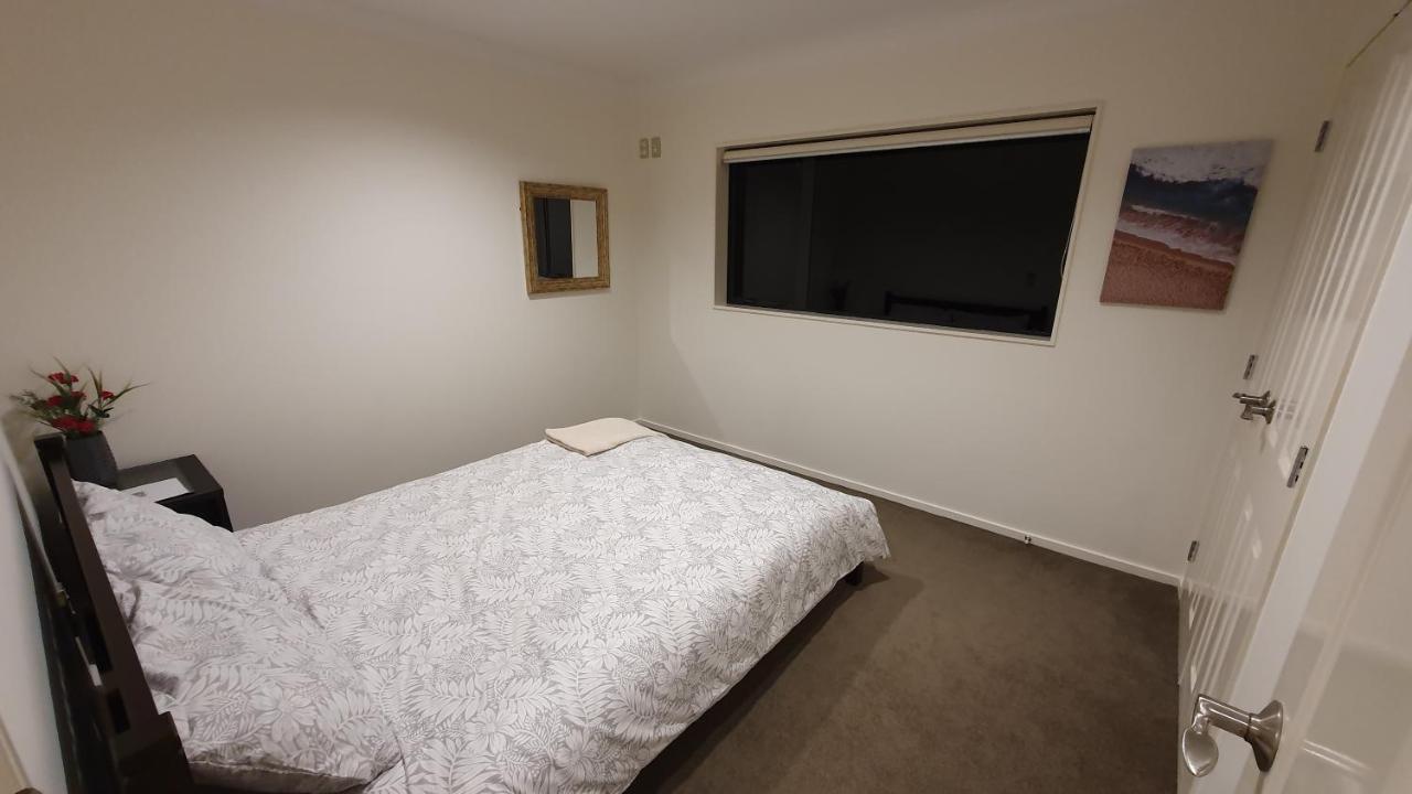 Stay In Valley Lower Hutt Exterior photo